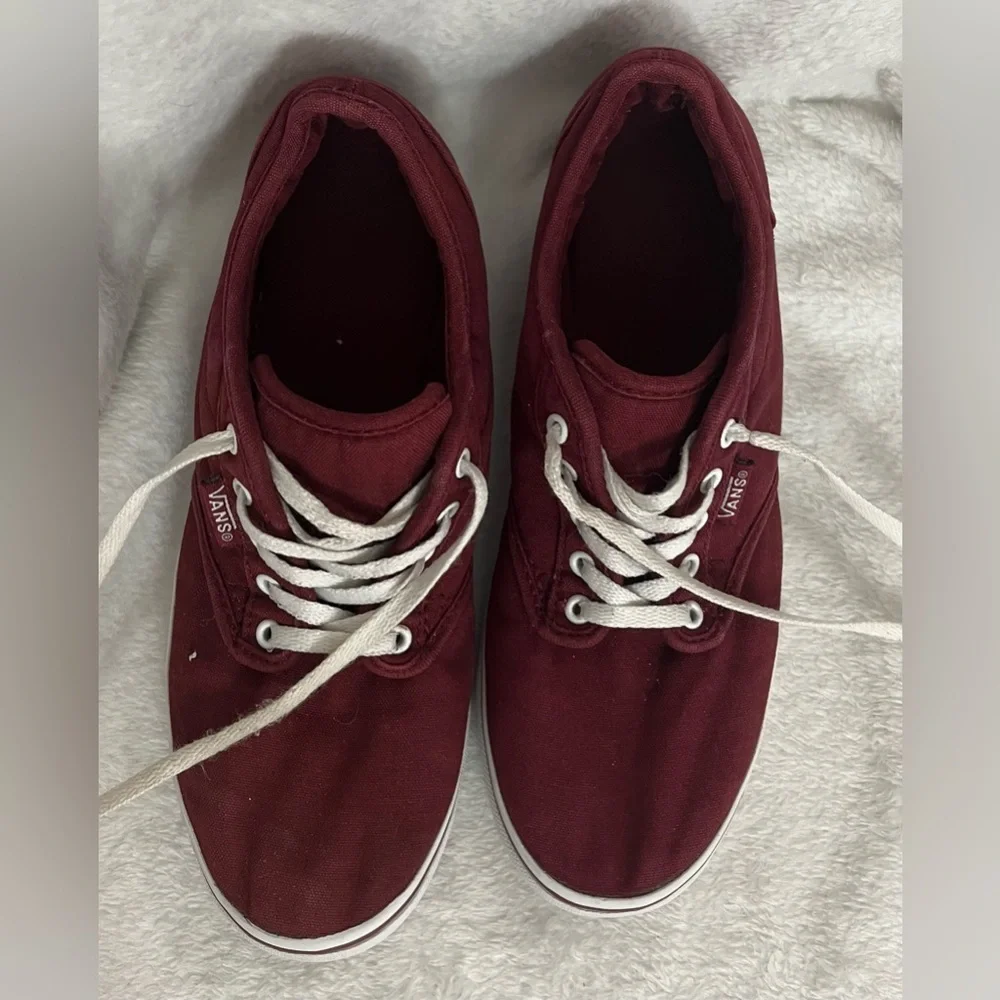 VANS Atwood Womens Size 6 Maroon Red Low Top Canvas Lace Up Sneakers Shoes